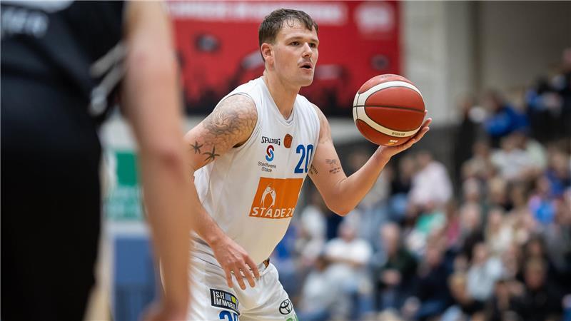 Der Stader Basketballer Robert Heise: „Schlimm ist für mich vor allem, dem Team in der aktuellen Situation nicht helfen zu können.“