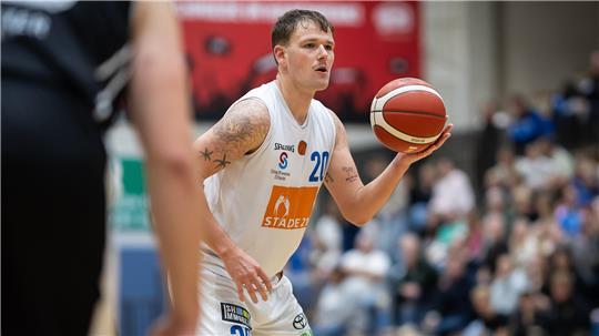 Der Stader Basketballer Robert Heise: „Schlimm ist für mich vor allem, dem Team in der aktuellen Situation nicht helfen zu können.“