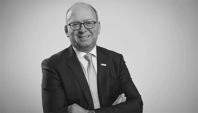 Der Stader Bürgermeister Sönke Hartlef ist im Alter von 64 Jahren verstorben.