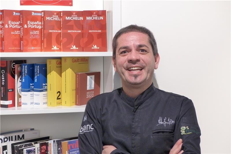 Hamburger Sternekoch Matteo Ferrantino: Diese Gerichte sind „sexy“ Der Sternekoch Matteo Ferrantino braucht den Klang von Töpfen und Pfannen um sich herum. Foto: Ertel