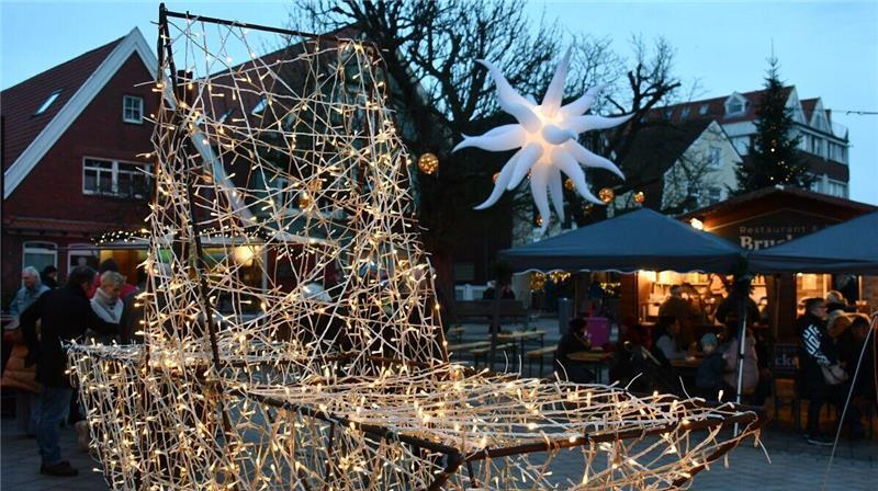 Der Sternenmarkt in Otterndorf geriet durch das Abspielen rechtsradikaler Musik in die Schlagzeilen.