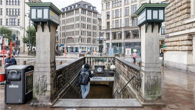U3 gesperrt: Bahn-Chaos am Wochenende in Hamburg? Der Streckenabschnitt Rathaus bis Berliner Tor der U-Bahnlinie U3 ist am Wochenende wegen Bauarbeiten gesperrt. (Archivbild)
