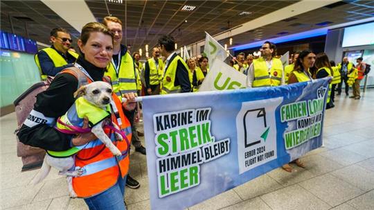 Der Streik beim Ferienflieger Discover geht weiter.
