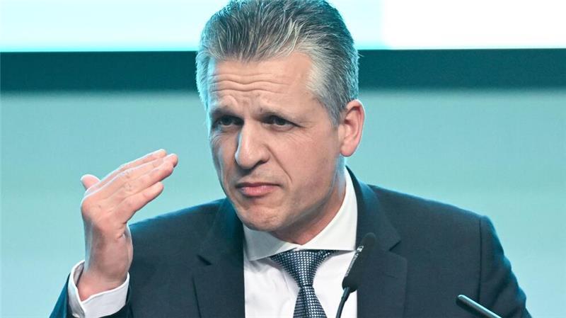 Mehrheit für Unions-Migrationsverschärfungen auf der Kippe Der Streit über schärfere Migrationsregeln dauert an. (Archivbild)