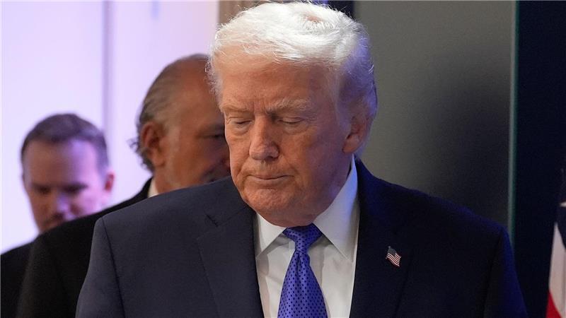 Der Supreme Court hat viele seiner Zölle für illegal erklärt - nun reagiert Trump. 