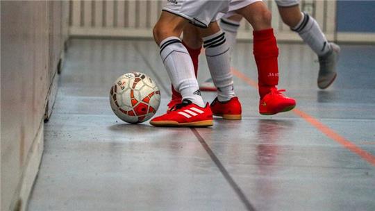 Der TSV Wiepenkathen hat die Hallenkreismeisterschaft der Altherren gewonnen.
