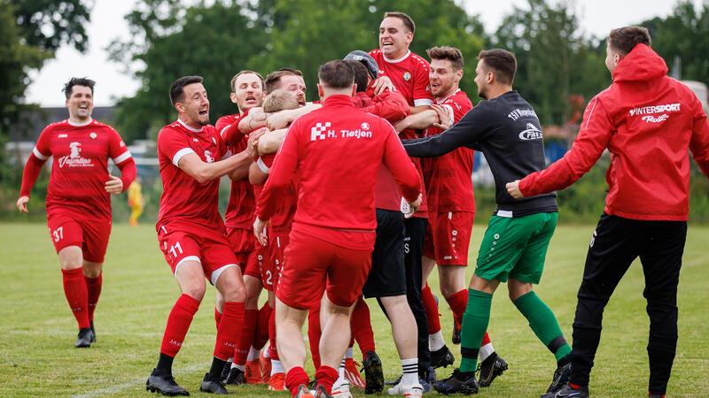 Der TSV Wiepenkathen hat sich in Hammah gegen den TSV Lamstedt zum Bezirksliga-Aufstieg geschossen.