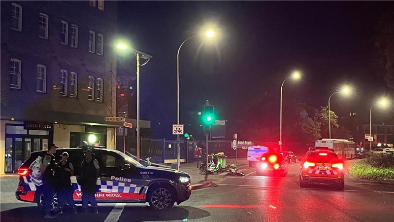 Polizei: Angreifer in Sydney waren Vater und Sohn Der Tatort ist weiträumig abgesperrt.