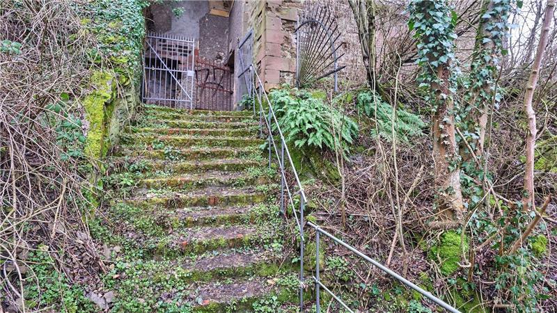 Der Tatort von damals ist eine Art Lost Place, das einstige Arbeitszimmer des preußischen Generals und Festungsbaumeisters Aster. 