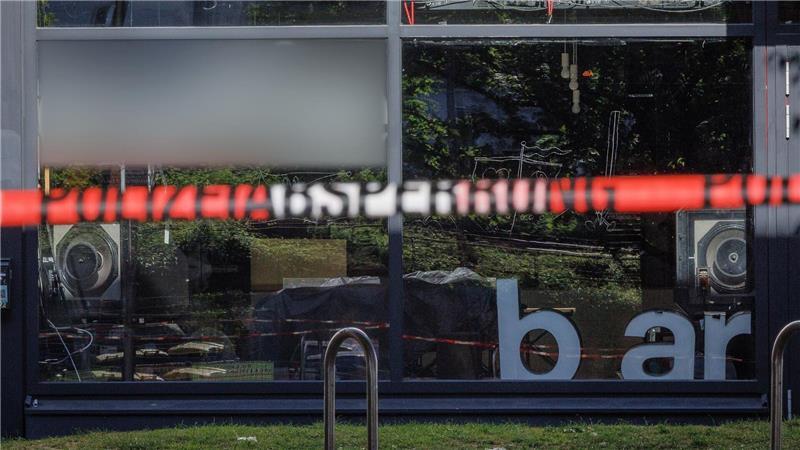 Der Tatverdächtige hatte vor einer Bar mehrere Menschen angegriffen und verletzt. 