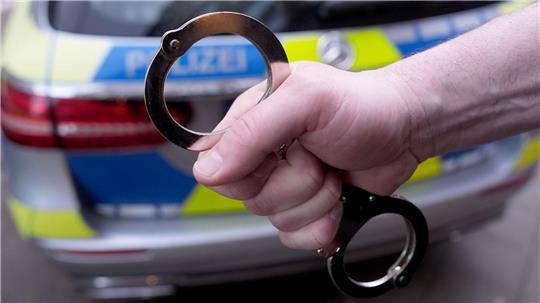 Der Tatverdächtige kam in ein Untersuchungsgefängnis. (Symbolbild)