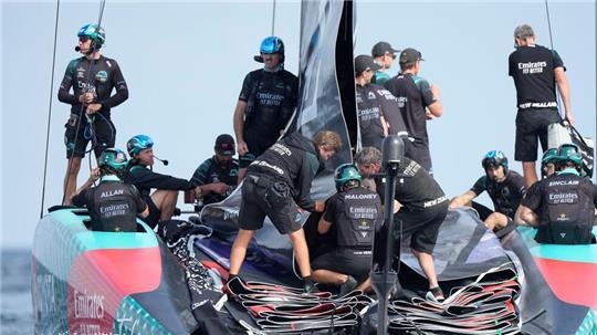 Der Titelverteidiger aus Neuseeland dominiert weiter beim 37. America’s Cup