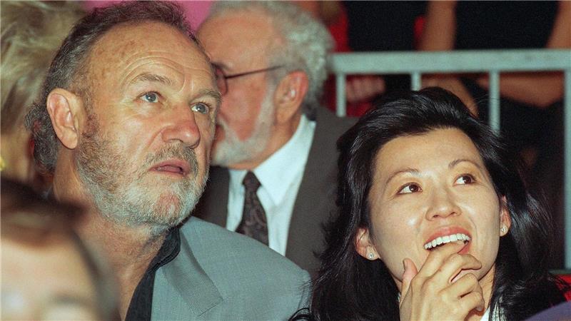 Todesrätsel aufgeklärt: Daran starben Hackman und seine Frau Der Tod des Ehepaars machte weltweit Schlagzeilen, nun ist die mutmaßliche Ursache bekannt. (Archivbild von 1993)