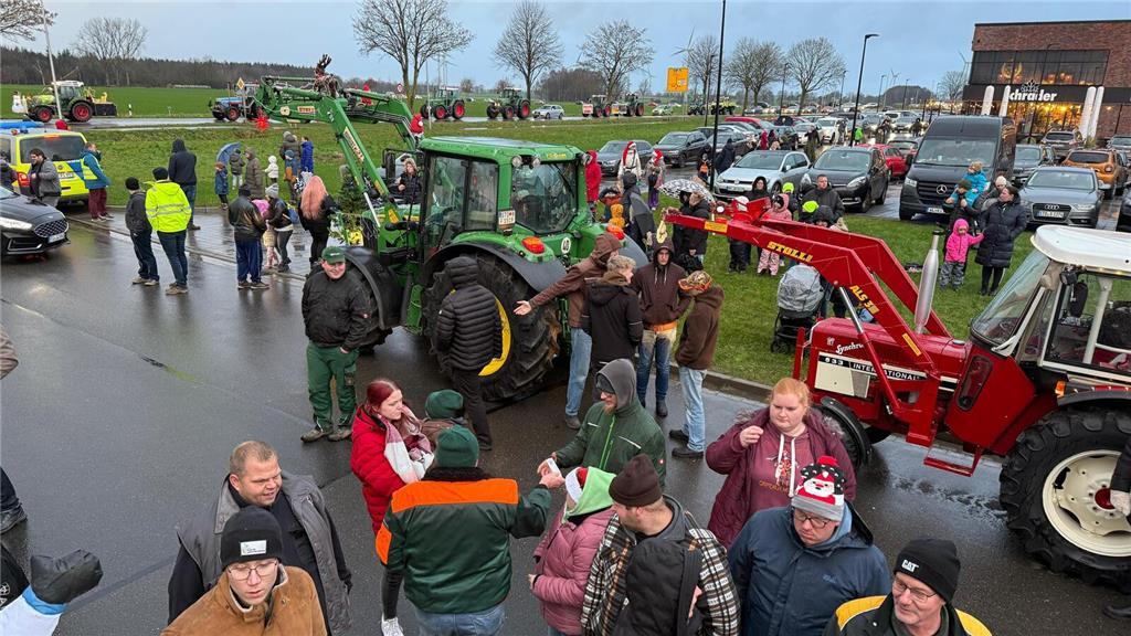 Der Trecker-Konvoi startet am Sonntag, 22. Dezember 2024, in Apensen.