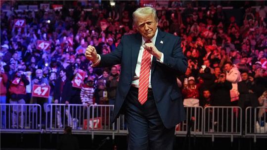 Der „Trump Dance“ hat sich längst als Meme im Internet verbreitet.