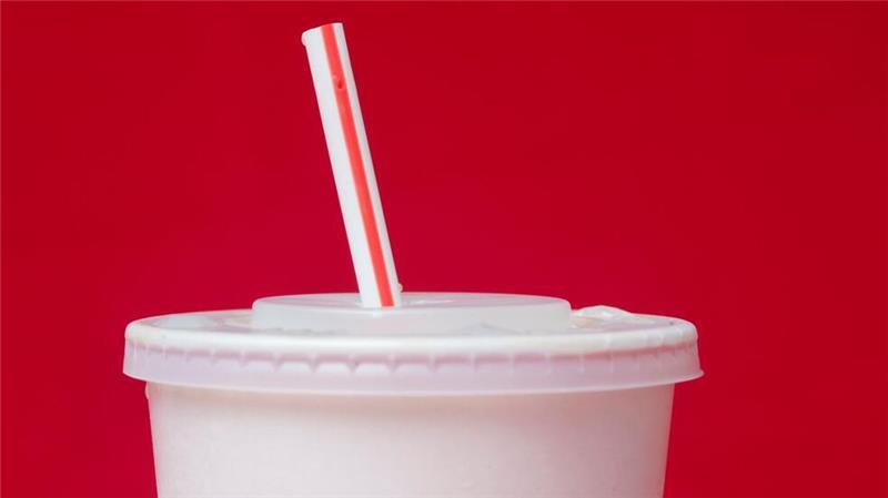 Zurück zum Plastik: Trump sagt Papier-Strohhalmen Kampf an Der US-Präsident propagiert die Rückkehr zum Plastik. (Archivbild)