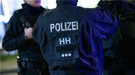 Der Überfall fand auf einem Parkplatz statt. (Symbolbild)