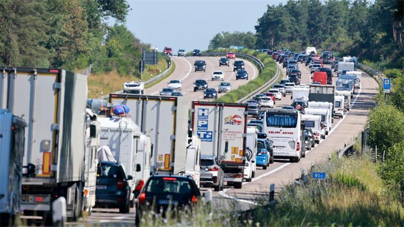 Der Verkehr in Deutschland wird dichter. (Foto:Archiv)