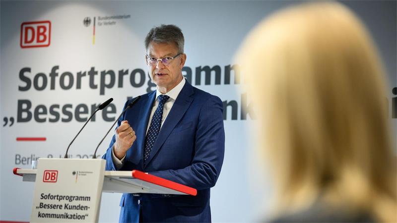 Bahn prüft Sanierungskonzept nach erneuten Verzögerungen Der Verkehrsminister sieht nach der Mitteilung von Dienstag Anlass, das Sanierungskonzept genauer zu analysieren.
