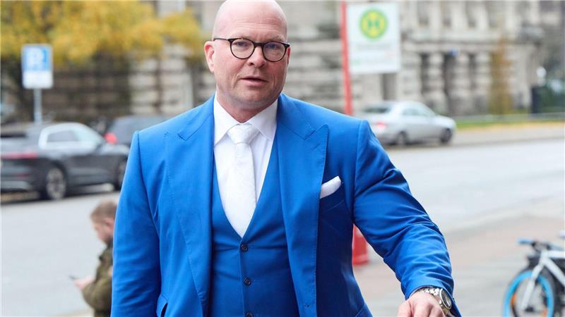 Druck auf Zeugen? Strenge Ermahnung im Block-Prozess Der Verteidiger des israelischen Angeklagten, Sascha Böttner, sieht im Leiter der Sicherheitsfirma die zentrale Figur.