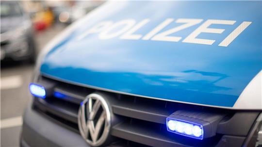 Der Verursacher des Geisterfahrerunfalls bei Suchsdorf ist ebenfalls gestorben. (Symbolbild)