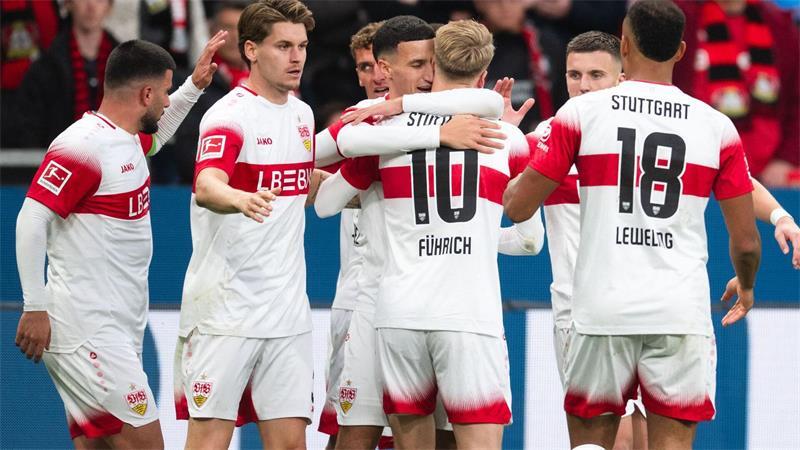 Der VfB Stuttgart feiert einen wichtigen Auswärtssieg in Leverkusen. 