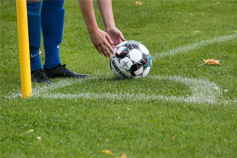 Stade kann sich nach der Pause nicht mehr belohnen Der VfL Güldenstern Stade ist in der Fußball-Landesliga der Frauen mit einer Niederlage aus Barum abgereist (Symbolbild). Foto: Pixabay/Alexander Fox | PlaNet Fox