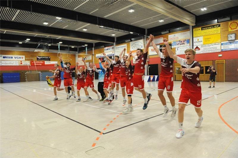 Der VfL Horneburg feiert die Bundesliga-Qualifikation in eigener Halle. Foto: Scholz
