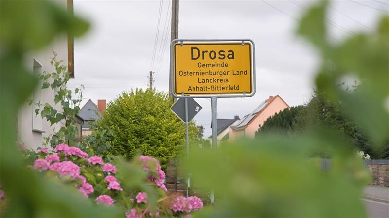 Der Vorfall ereignete sich in Drosa, einem Ort in der Gemeinde Osternienburger Land. 