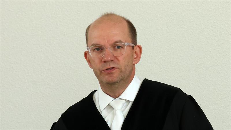 Fall-Fabian: Angeklagte verwickelt sich in neue Widersprüche Der Vorsitzende Richter Holger Schütt befragt die Angeklagte stundenlang (Archivbild)