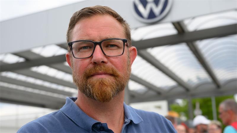 VW-Chef kommt nach Sachsen - Belegschaft erhofft Perspektive Der Vorsitzende des Gesamtbetriebsrates von VW Sachsen, Mike Rösler, fordert klare Perspektiven für die sächsischen Standorte nach 2030. (Archivbild)