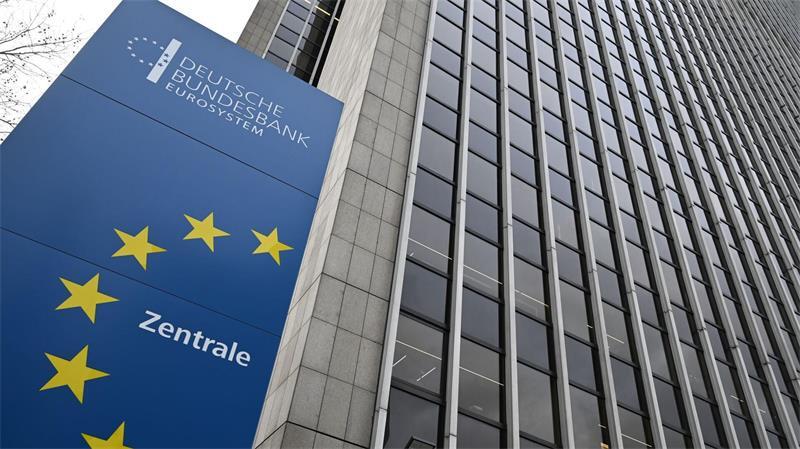 Der Vorstand der Deutschen Bundesbank mit Sitz in Frankfurt besteht aus dem Präsidenten und dem Vizepräsidenten und vier weiteren Mitgliedern. (Archivbild)