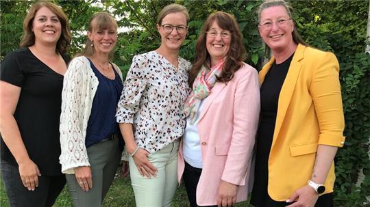 Der Vorstand des Drochterser Gewerbevereins (von rechts): Gesine Bösch, Vorsitzende Sybille Schütt, Svenja Gerken, Lisanne von Allwörden und Kassenwartin Lena Behrmann.