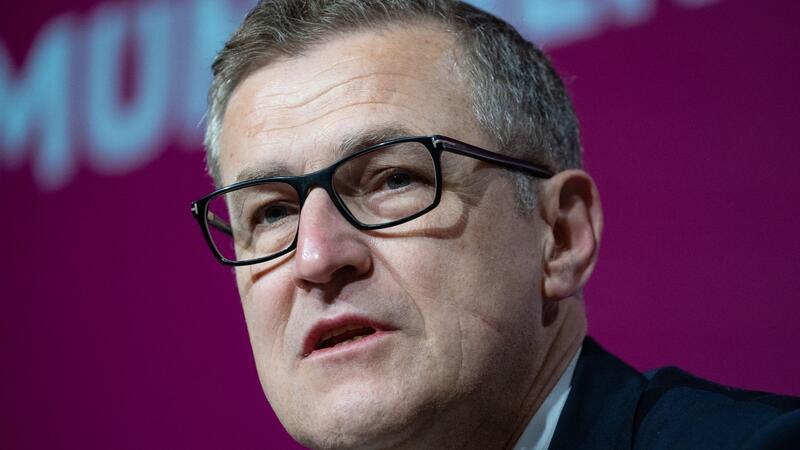 Der Vorstandsvorsitzende des Fußball-Bundesligisten FC Bayern München: Jan-Christian Dreesen.