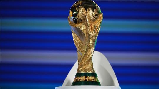 Der WM-Pokal ist im kommenden Sommer das Objekt der Begierde (Archivbild). 
