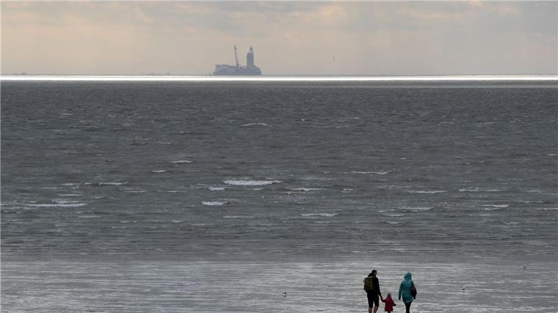 Der WWF hat seine Forderung erneuert, die Ölforderung im Wattenmeer bis 2030 einzustellen. (Archivbild)