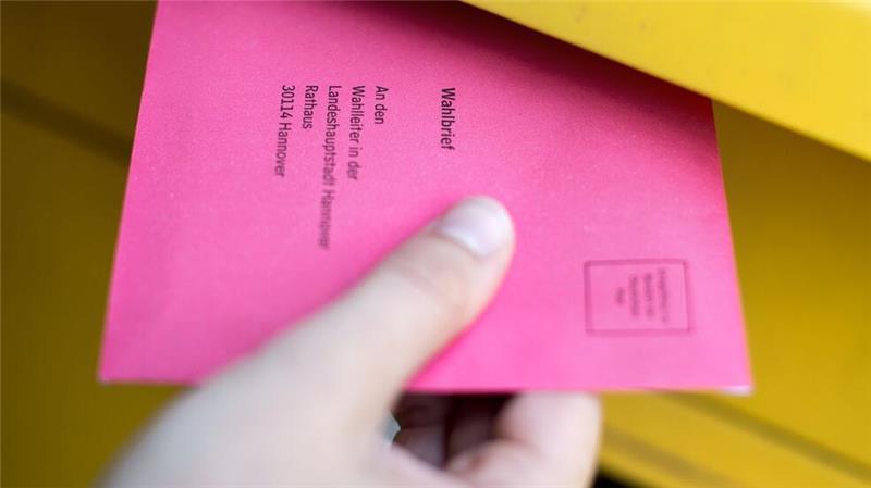 Bundestagswahl: Versand der Wahlbenachrichtigungen geht los Der Wahlbrief mit dem ausgefüllten Stimmzettel muss spätestens am Wahlsonntag um 18.00 Uhr am Ziel sein (Archiv-Foto).