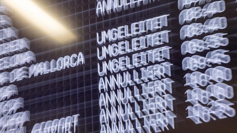 Warnstreik: Am Flughafen Hamburg auch Ankünfte betroffen Der Warnstreik sollte um Mitternacht beginnen und 24 Stunden andauern.