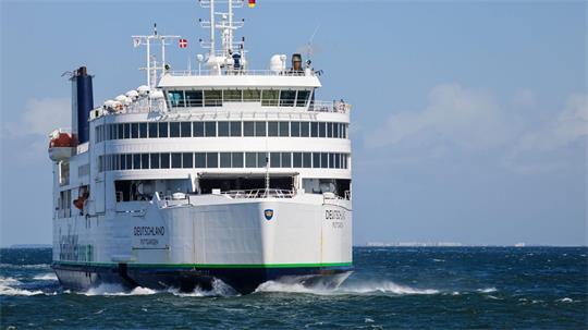 Der Wettbewerbsrat rügt Scandlines wegen hoher Fährpreise. (Archivbild)