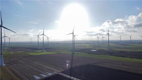 Der Windpark am Seeweg wird nach der geplanten Erweiterung mit dann 50 Megawatt installierter Leistung der größte in der Gemeinde Oederquart sein.