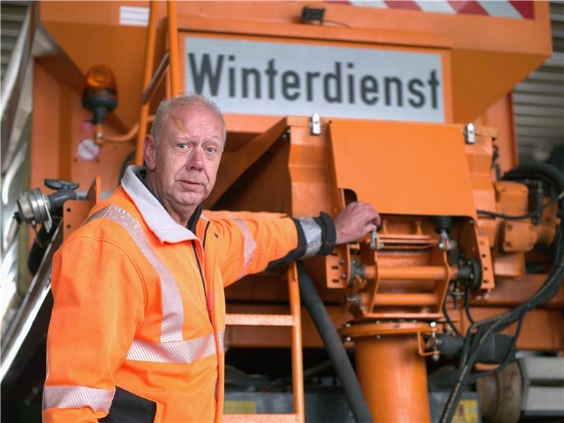 Wo der Winterdienst Stade Salz streut – und wo nicht Der Winterdienst ist nicht das einzige, worum sich Bernd Cordes und sein Team kümmern müssen.