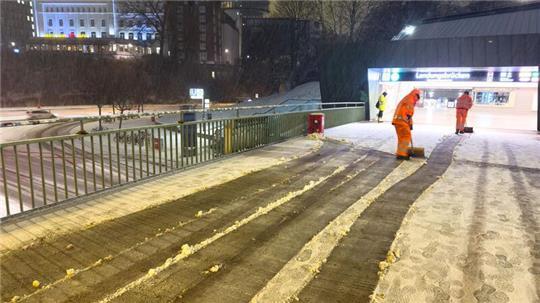 Der Wochenstart bringt Schnee und Glätte. (Symbolbild)