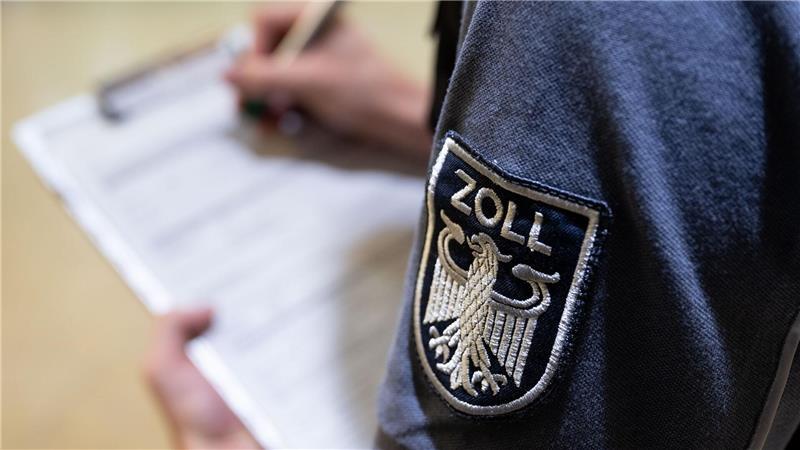 Der Zoll in Bremen hat im vergangenen Jahr viele Verstöße gegen Schwarzarbeit aufgedeckt. (Symbolbil)