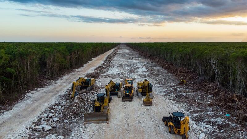 Narbe im Paradies: Maya-Zug rollt durch Mexikos Regenwald Der Zug wird zunächst zwischen San Francisco de Campeche am Golf von Mexiko und Cancún in der Karibik fahren.