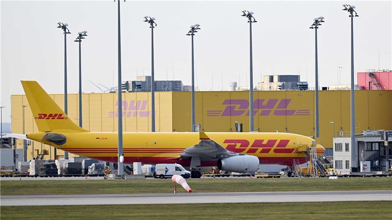 Russische Sabotage? Drei mutmaßliche Agenten festgenommen Der aktuelle Fall erinnert an den Brandsatz in einem Paket in Leipzig, zu dem noch Ermittlungen laufen. (Archivbild)