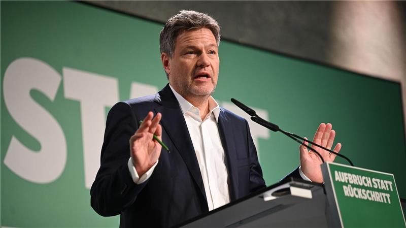 Erster Landesparteitag der Nord-Grünen nach Bundestagswahl Der amtierende Bundeswirtschaftsminister Robert Habeck war neben Luise Amtsberg Spitzenkandidat der Nord-Grünen zur Bundestagswahl. (Archivbild)