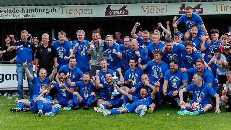 Der amtierende Kreispokalsieger SG Lühe darf am Sonntag wieder am Striep in Steinkirchen spielen - das erste Mal nach eineinhalb Jahren.