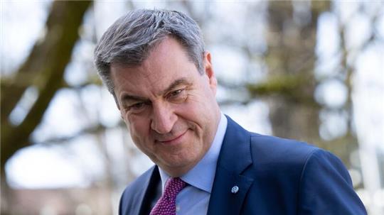 Der bayerische Ministerpräsident Markus Söder zelebriert Feiertage gerne mit skurrilen Aktionen auf Social Media.