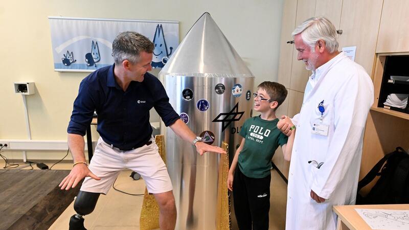 John McFall will mit Bein-Prothese ins All Der behinderte Astronaut John McFall möchte ein Vorbild für Kinder sein.