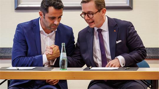 Der bisherige Landesvorsitzende der CDU, Daniel Peters, erklärt nach dem Wahldebakel in MV seinen Rücktritt - Philipp Amthor übernimmt den Posten kommissarisch.